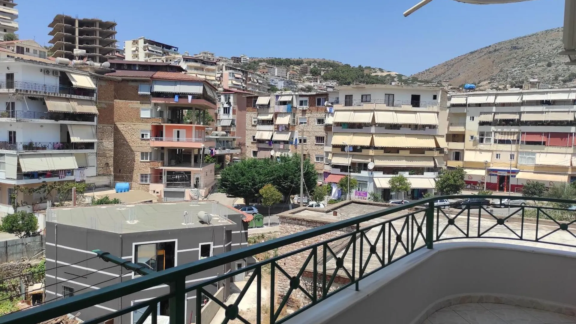 Nick Apartament 1 Sarande 0*,  Albania